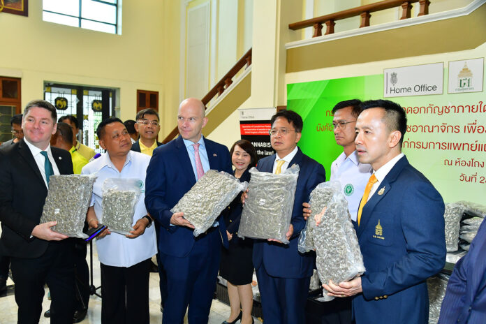 Совместная операция британских и таиландских властей в аэропорту Бангкока, февраль 2025