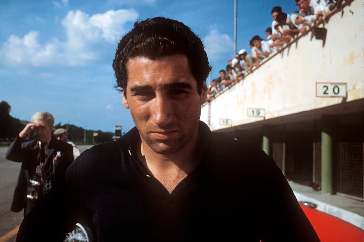 Альфонсо де Портаго &mdash; испанский маркиз, гонщик Ferrari, участник Олимпиады 1956 года