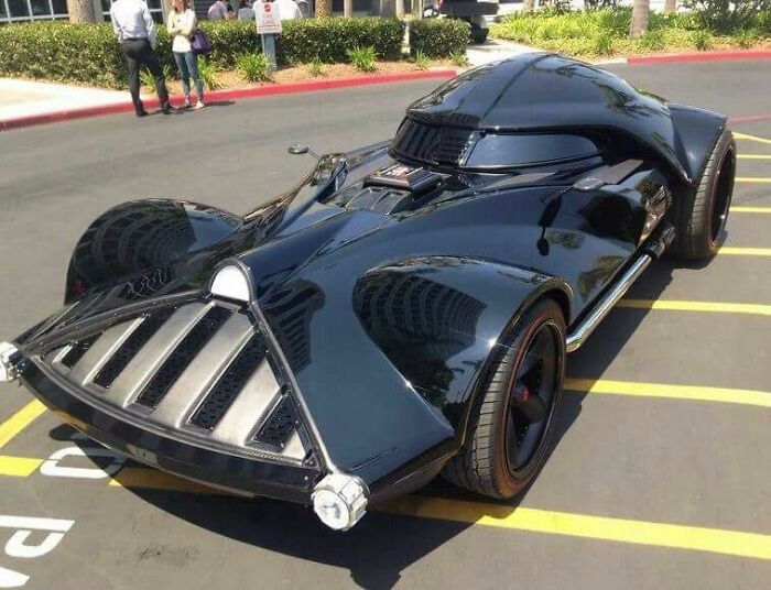 Vader Car кастомный чёрный автомобиль Дарт Вейдер
