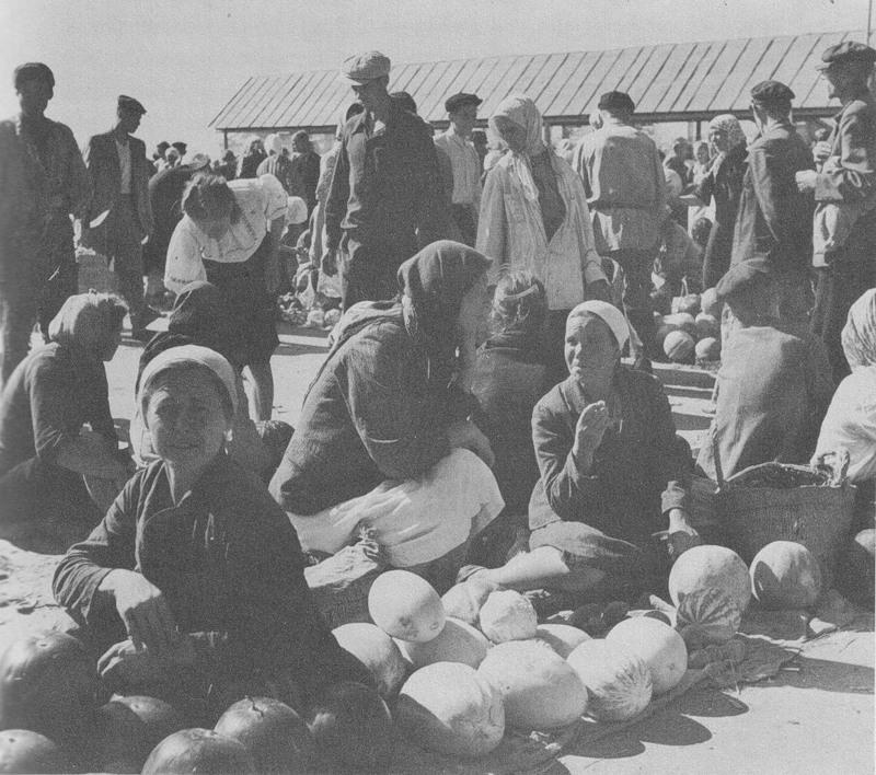 Советский рынок 1947 &mdash; торговля продуктами в послевоенном СССР