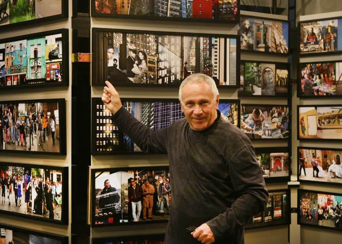 Марк Штейнбок на своей фотовыставке