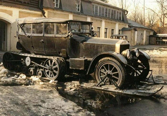 Rolls Royce Silver Ghost 1922 года, принадлежавший Ленину, на гусеничном ходу