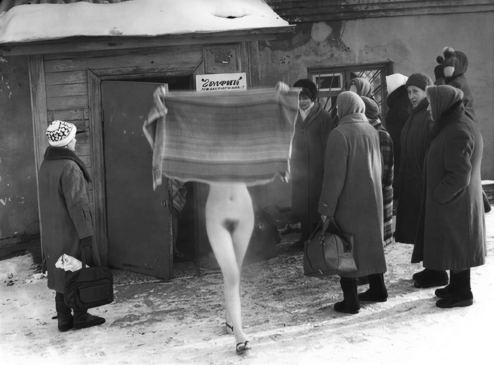 Bigpicture ru momenty zhizni fotograf mark shtejnbok женская баня