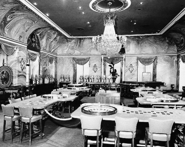 Игровой зал казино Nacional Гавана 1950-е рулетка