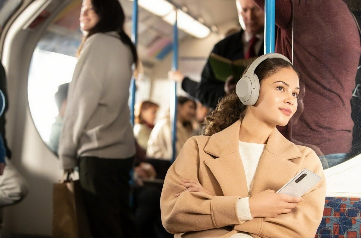 Наушники с активным шумоподавлением ANC в шумной среде метро безопасное прослушивание