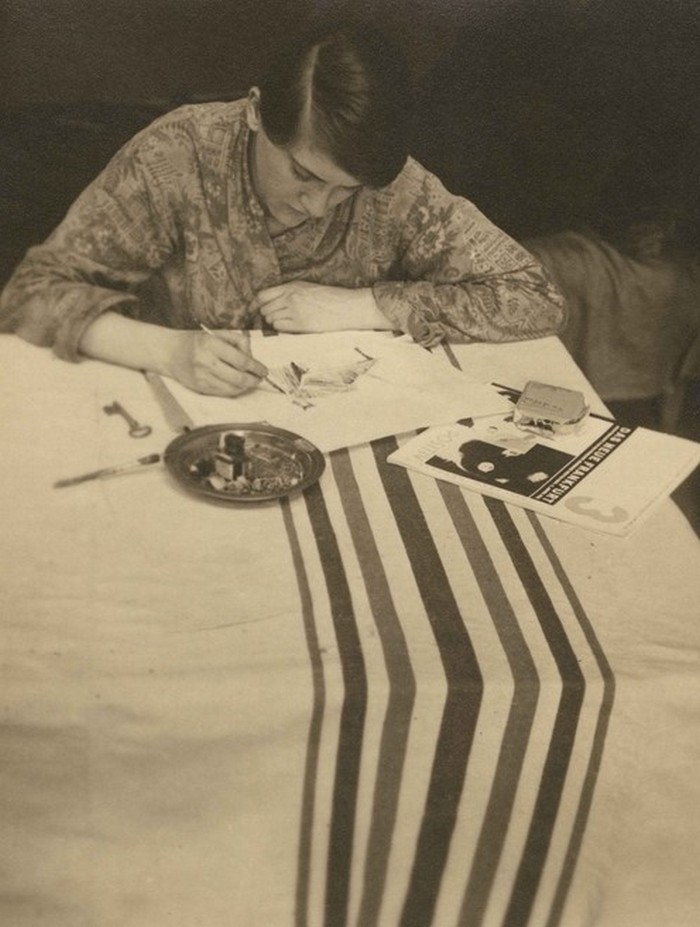 Рожи Андре, портрет работы Андре Кертеса, 1928 год