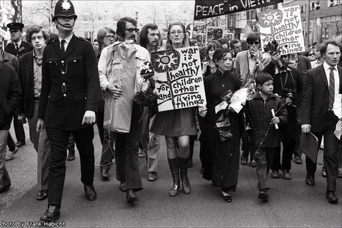 Ванесса Редгрейв на антивоенном митинге, 1970, Хабихт