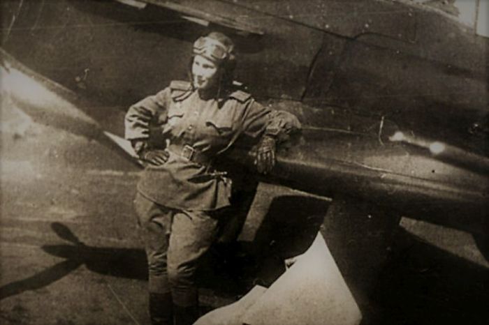 Последнее фото лётчицы Лидии Литвяк, весна 1943 года