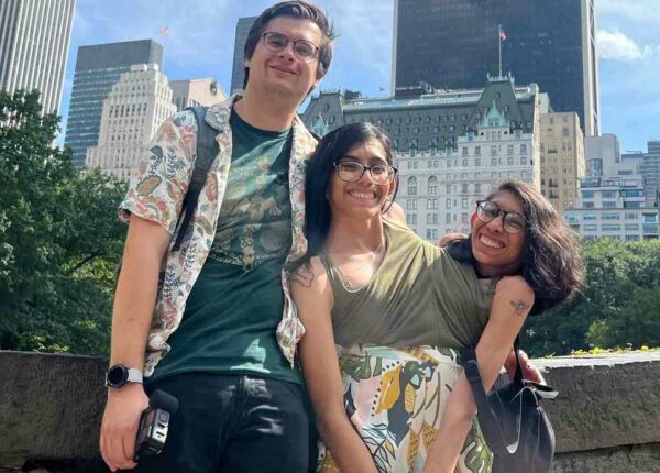 Одна вышла замуж, вторая против: история сиамских близнецов Кармен и Лупиты Андраде