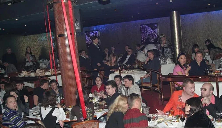 Посетители Метелицы в начале 2000-х годов