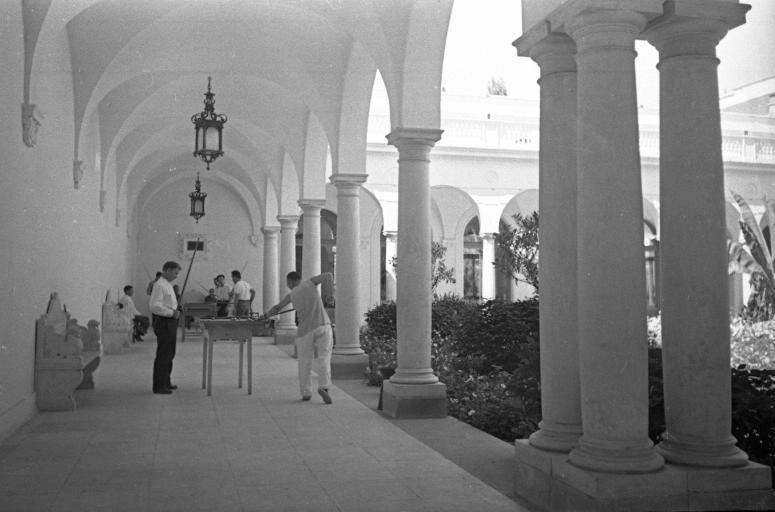 Отдыхающие в санатории Ливадия в Ливадийском дворце, Крым, 1930-е годы