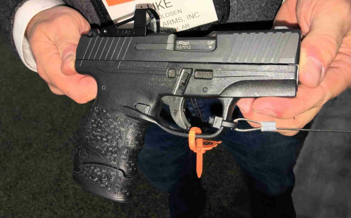 Пистолет Walther PPS &mdash; оружие, которым Чад Шиппер угрожал супругам Ван Остен во время похищения