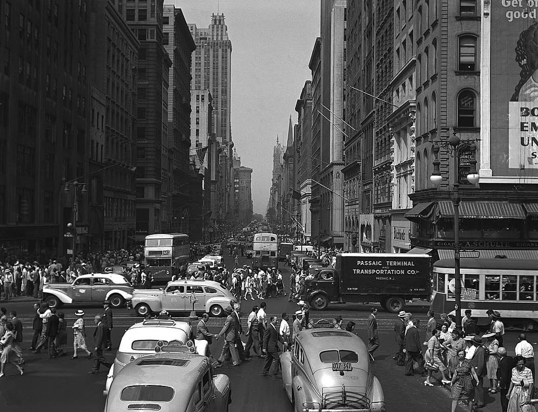 Нью-Йорк конца 1940-х годов, послевоенная литературная столица США