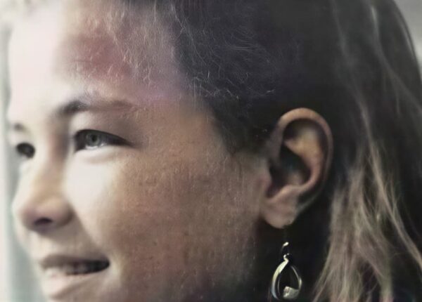 Пропала в 13 лет, нашлась в 44: история девочки из Аризоны с неожиданным финалом