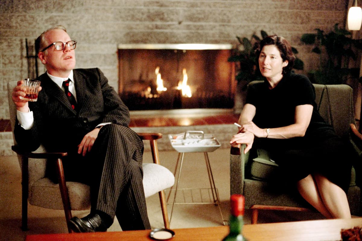 Филип Сеймур Хоффман и Кэтрин Кинер в фильме &laquo;Капоте&raquo;, 2005