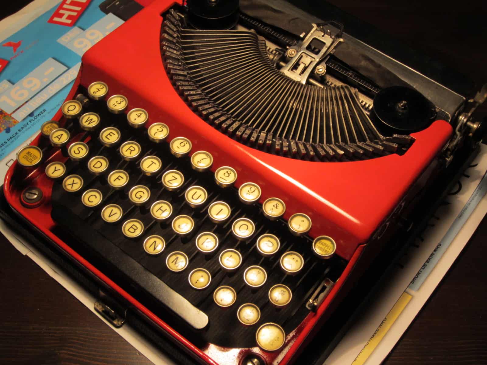 Пишущая машинка 1930-х годов, похожая на ту, что была у детей в Монровилле