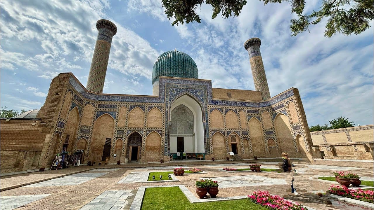 Мавзолей Гур-Эмир в Самарканде — усыпальница Тамерлана