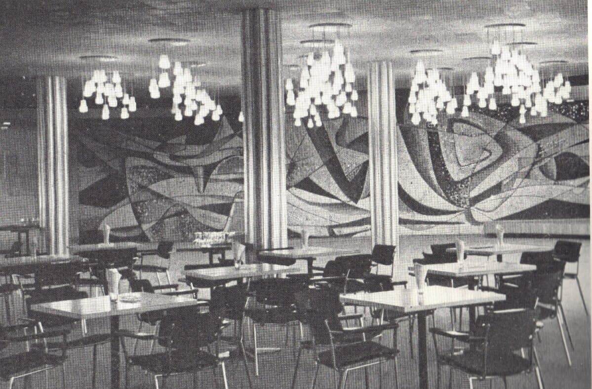 Интерьер кафе Метелица в начале 1970-х годов