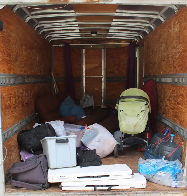 Прицеп Бейтмана, в котором перевозили трёх девочек &mdash; улика по делу о сексуальном насилии