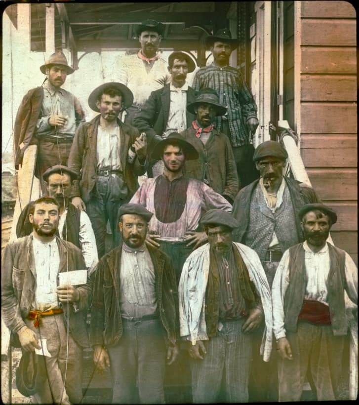 Бригада испанских рабочих на строительстве Панамского канала. 1906 год