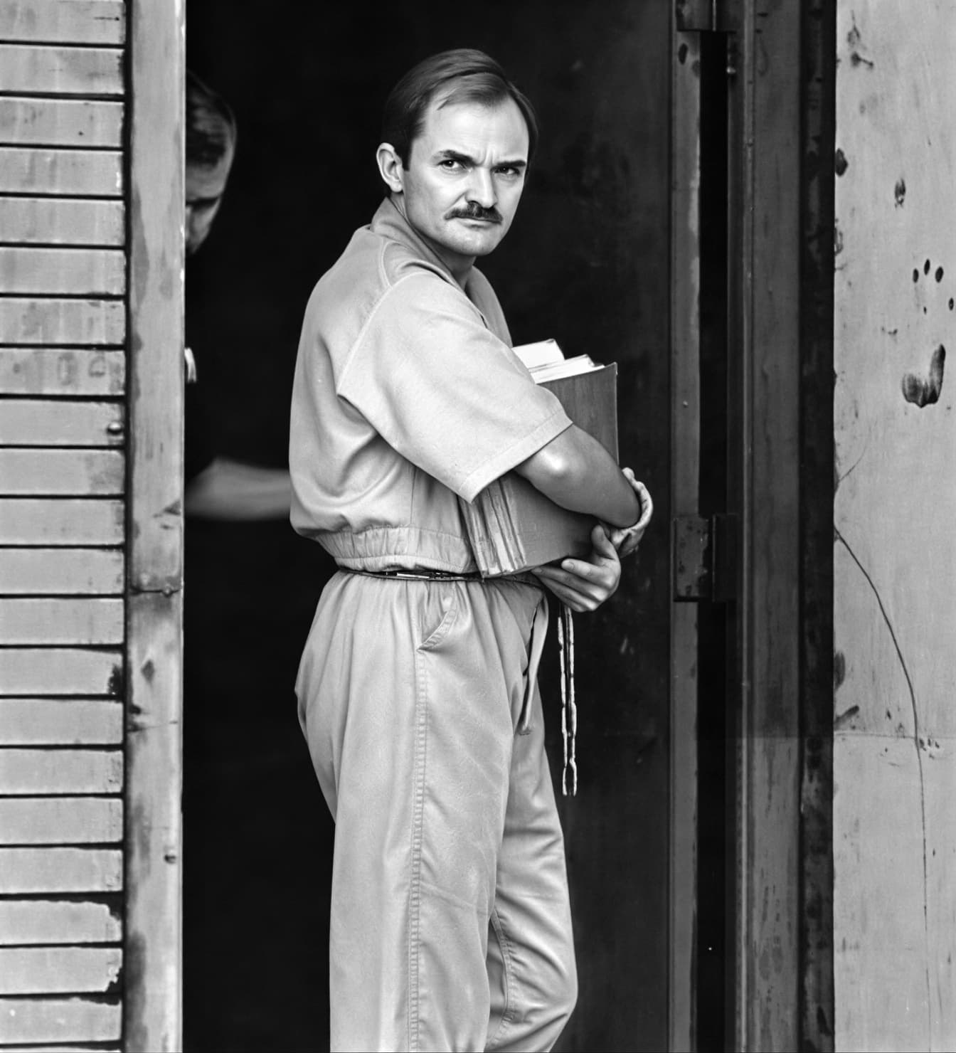 Рэнди Крафт с материалами дела после вынесения приговора