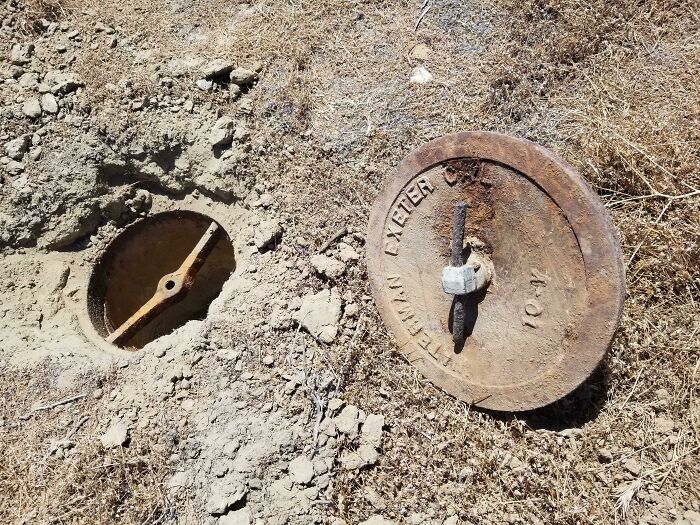 Bigpicture ru unbelievable things people stumbled upon in the desert 38