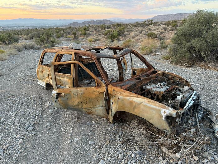 Bigpicture ru unbelievable things people stumbled upon in the desert 45