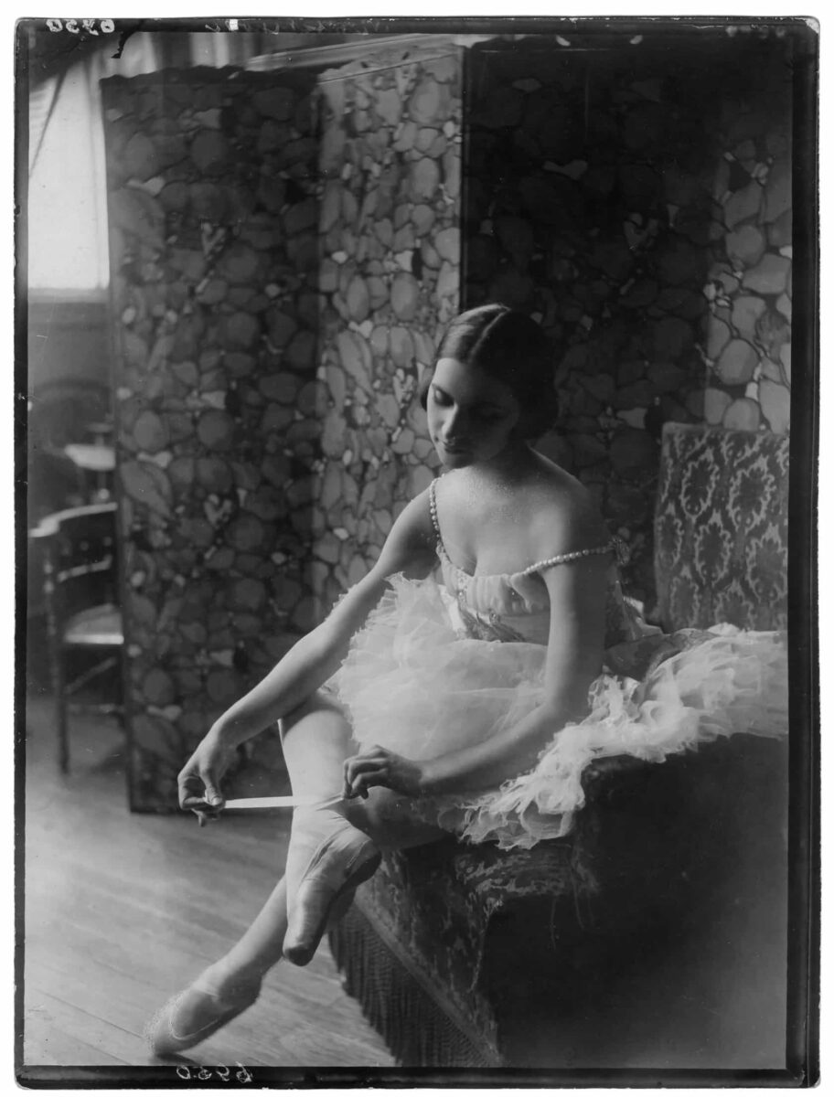 Ольга Спесивцева &mdash; портрет молодой балерины Мариинского театра, около 1913 года