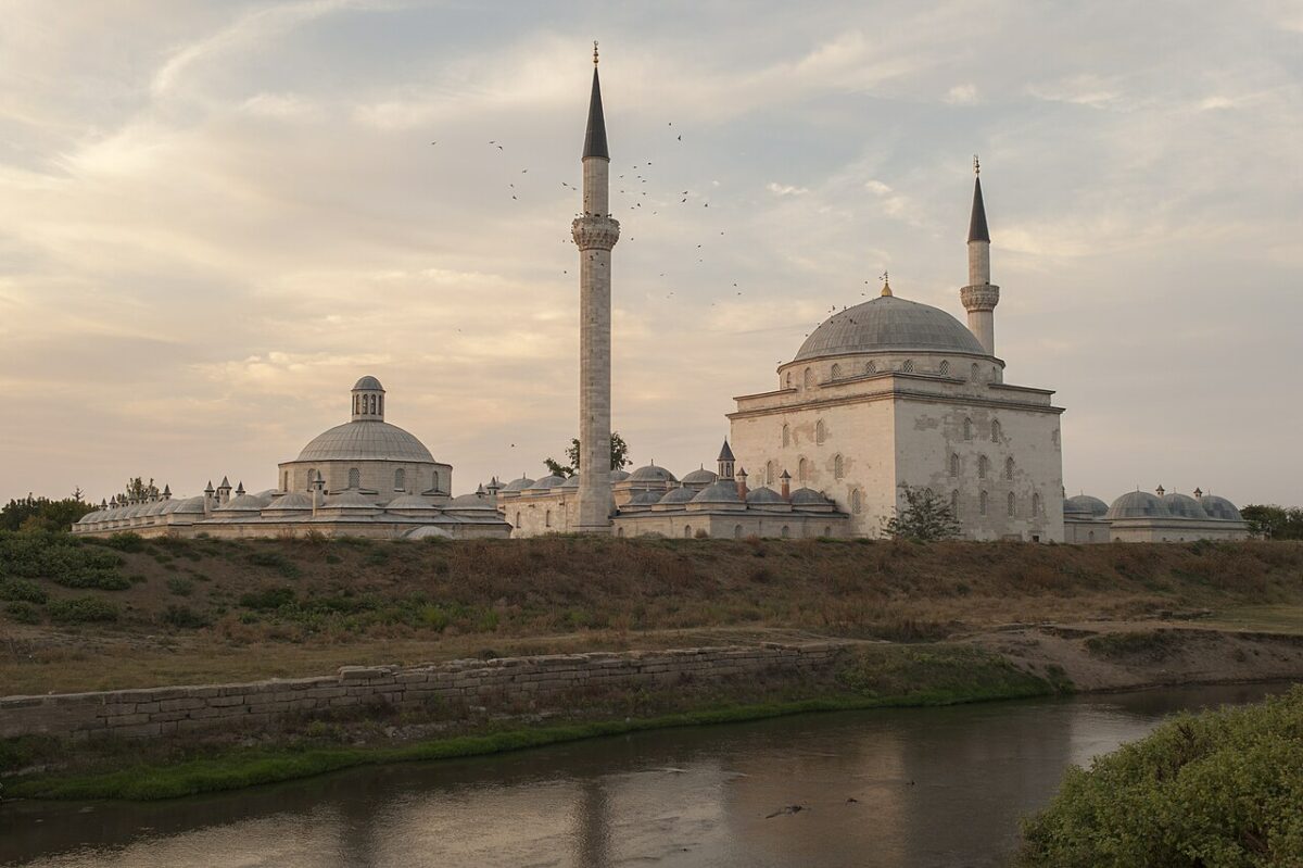 Дарюшшифа султана Баязида II в Эдирне, вид снаружи