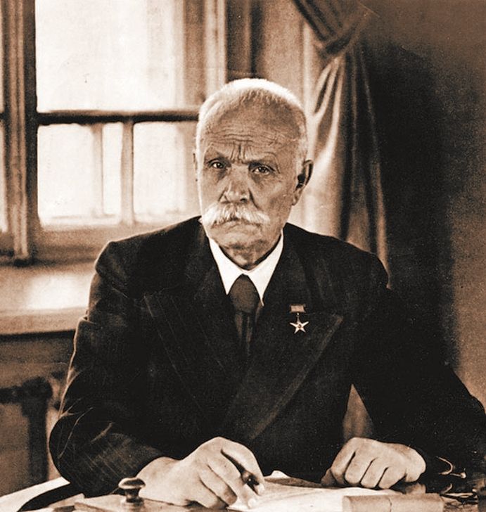 Академик Евгений Патон, фотопортрет, 1940-е годы