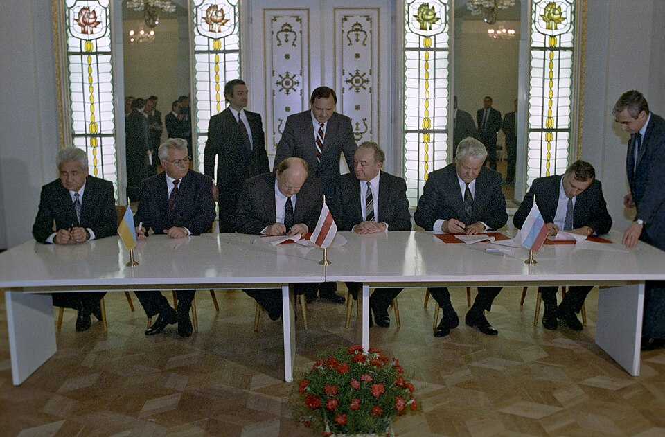 подписание Беловежских соглашений, 8 декабря 1991
