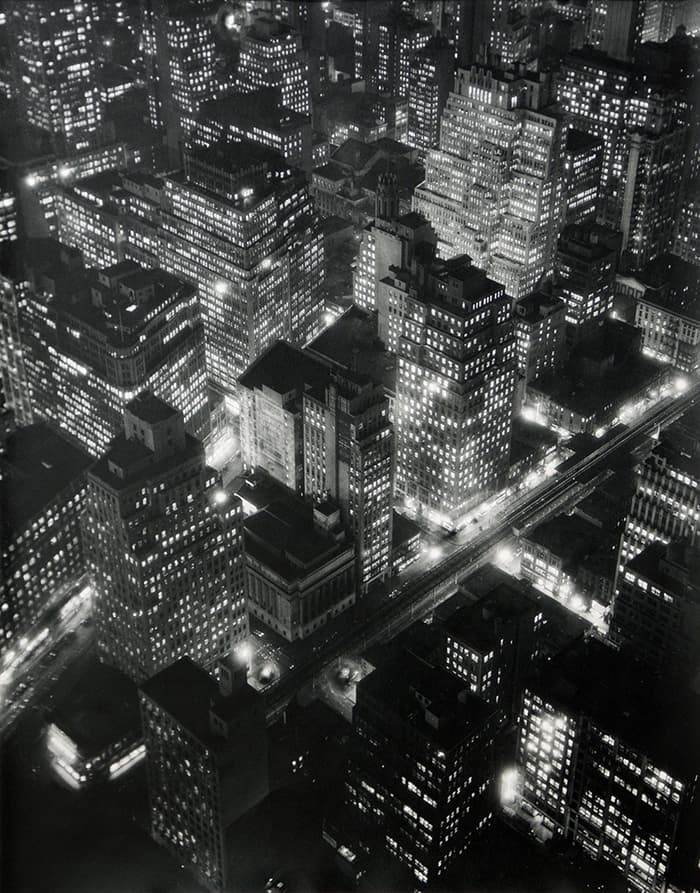 Ночной Нью-Йорк, фотография Беренис Эббот, 1932 год