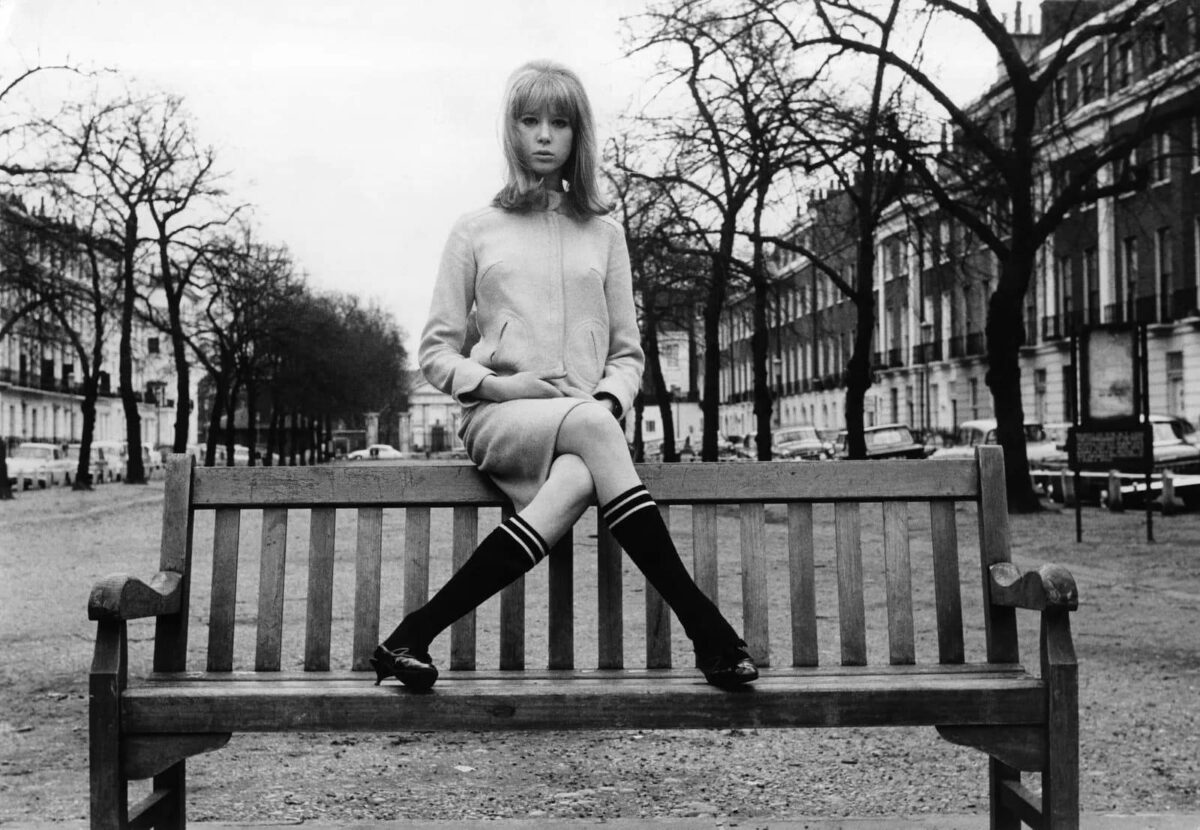Патти Бойд на обложке Vogue, 1964 год