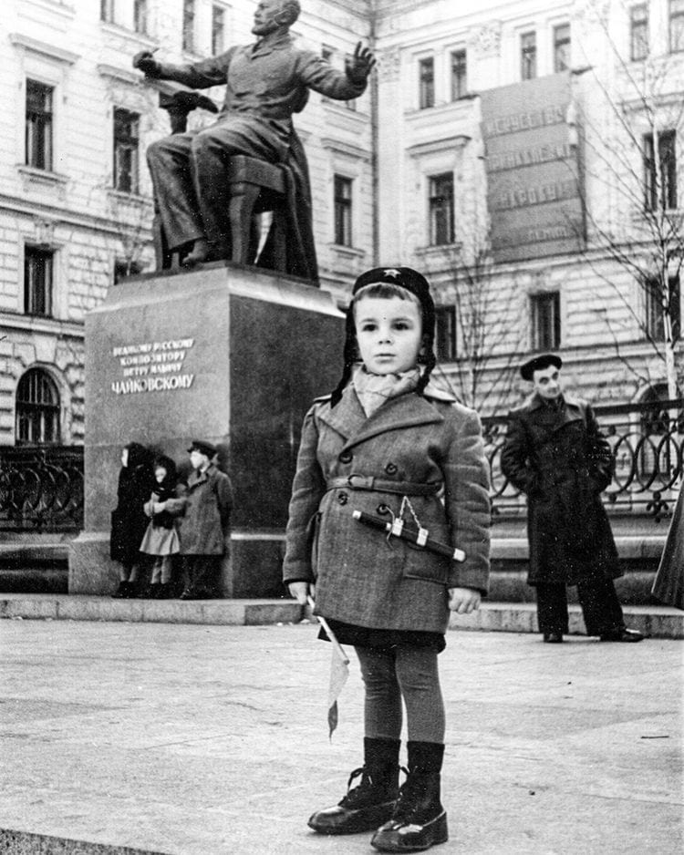 Памятник Чайковскому перед зданием Московской консерватории, 1961 год