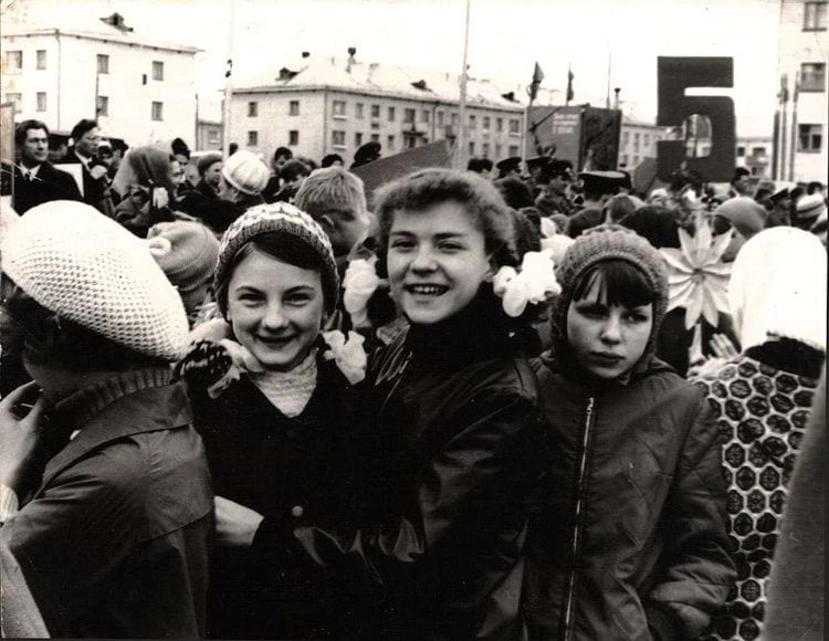 Военный парад 7 ноября 1970 года в военном городке на Семипалатинском полигоне, Казахская ССР