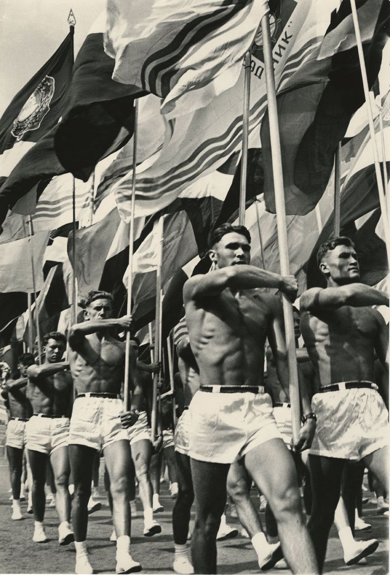 Парад. Открытие стадиона в Лужниках, 1956 год