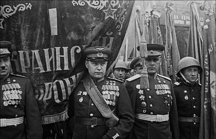 Парад Победы, Первый Украинский фронт, 24 июня 1945 года, фото Евгения Халдея