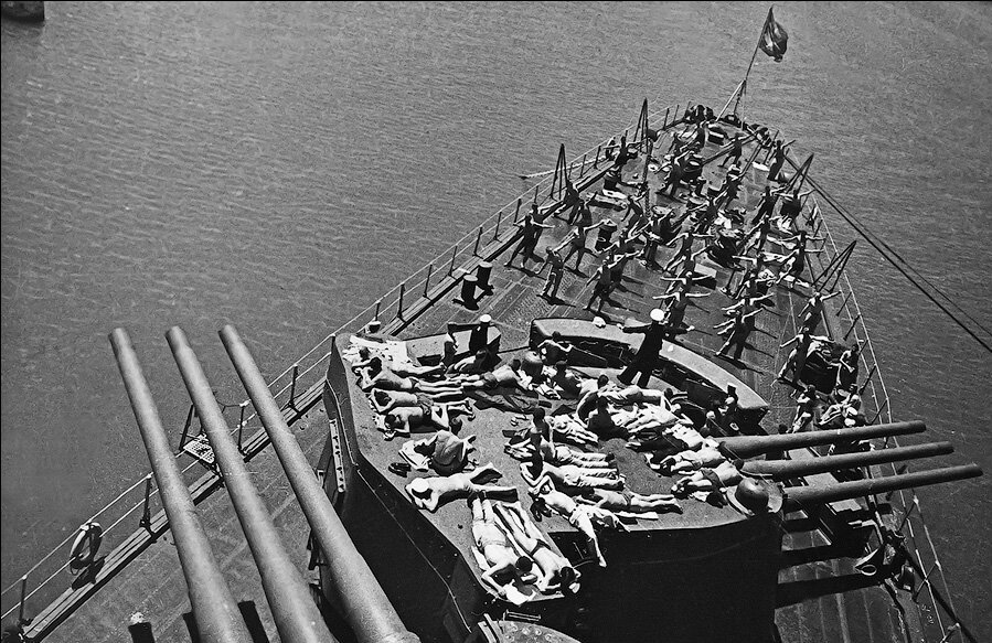 Линкор &laquo;Севастополь&raquo;, май 1944 года, фото Евгения Халдея