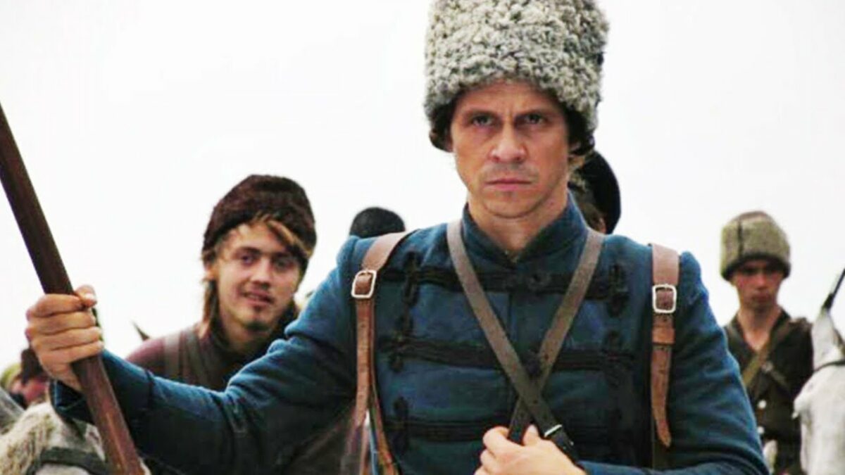 Павел Деревянко в роли Нестора Махно в сериале &laquo;Девять жизней Нестора Махно&raquo;, 2006