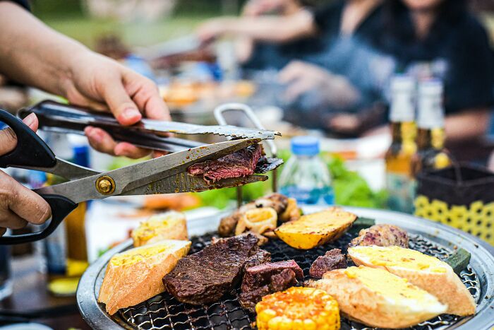 Кухонные ножницы вместо ножа для нарезки мяса