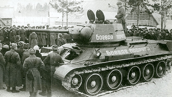 Танк Т-34 &laquo;Боевая подруга&raquo; &mdash; машина, купленная Марией Октябрьской