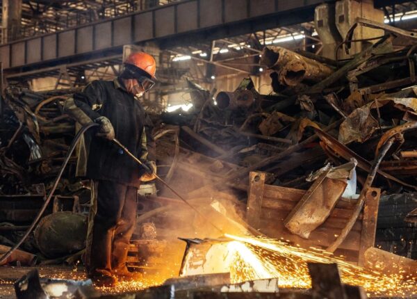 Как выгодно сдать металлолом: способы получить больше за лом