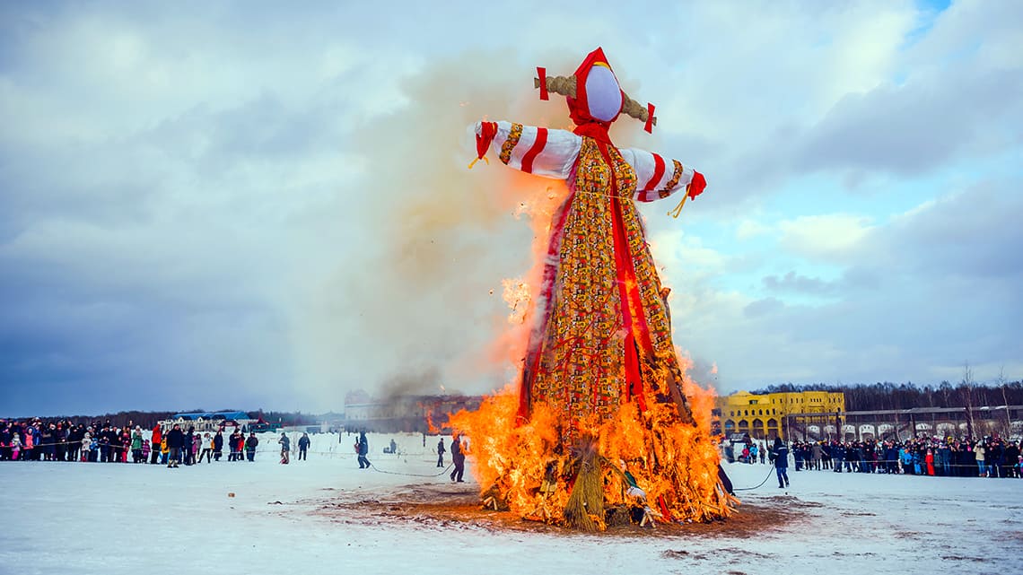 Bigpicture ru сожжение чучела зимы на весеннем празднике