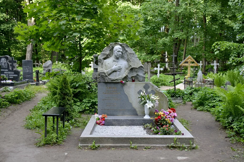 Смоленское кладбище в санкт петербурге, где похоронен хиль