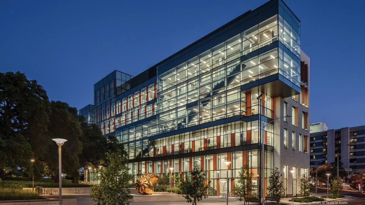 Dell Medical School при Техасском университете в Остине, основана на средства фонда Деллов